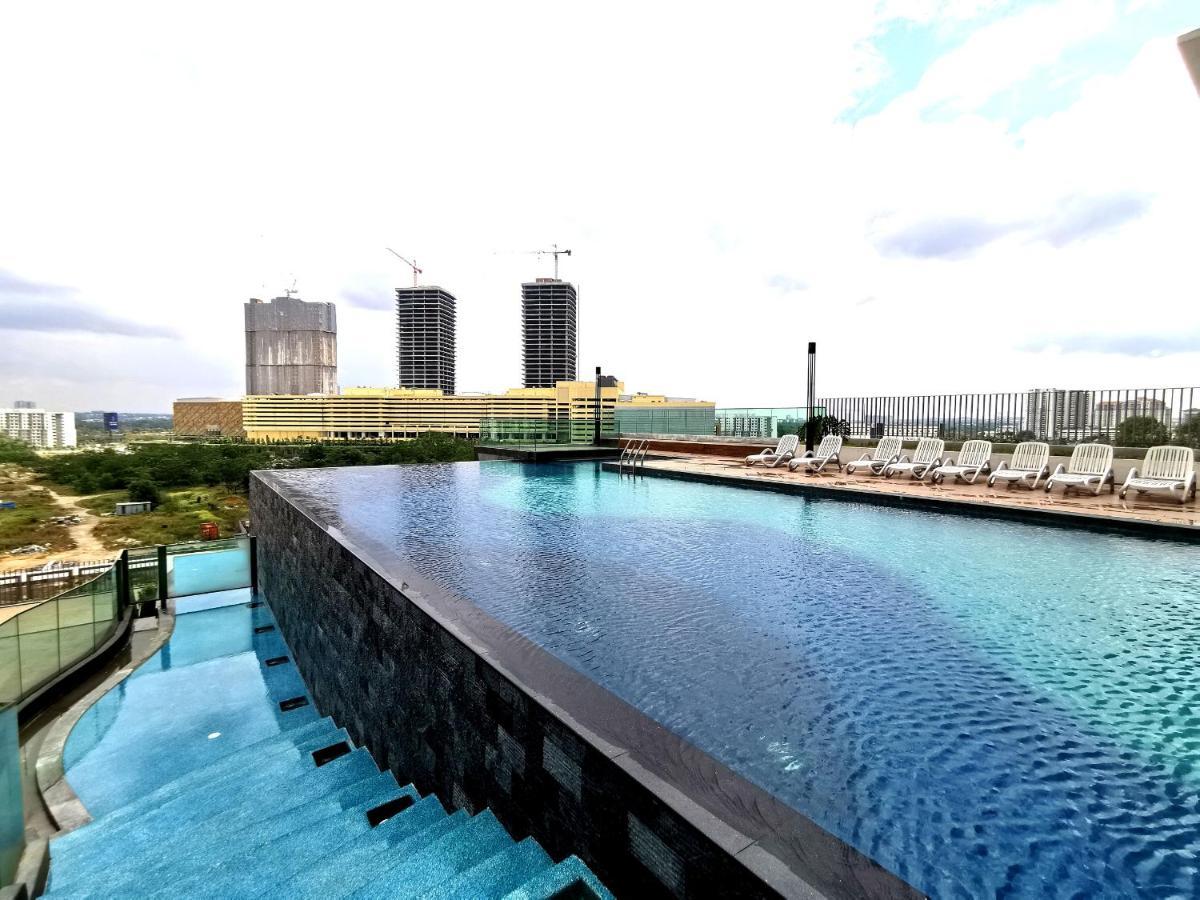 Mosaic Southkey Midvalley By Elegant Джохор Бахру Екстериор снимка