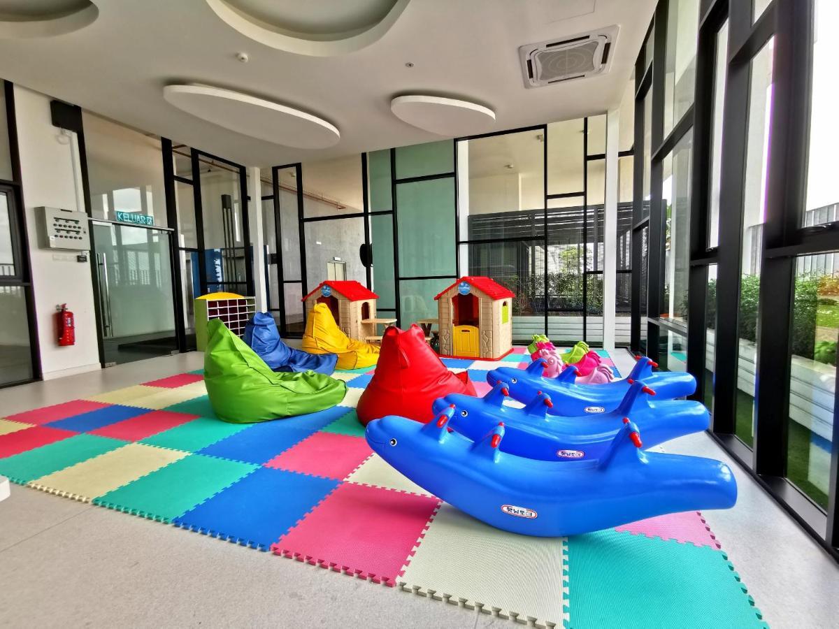 Mosaic Southkey Midvalley By Elegant Джохор Бахру Екстериор снимка